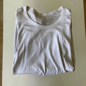 LULULEMON swiftly tech size 8